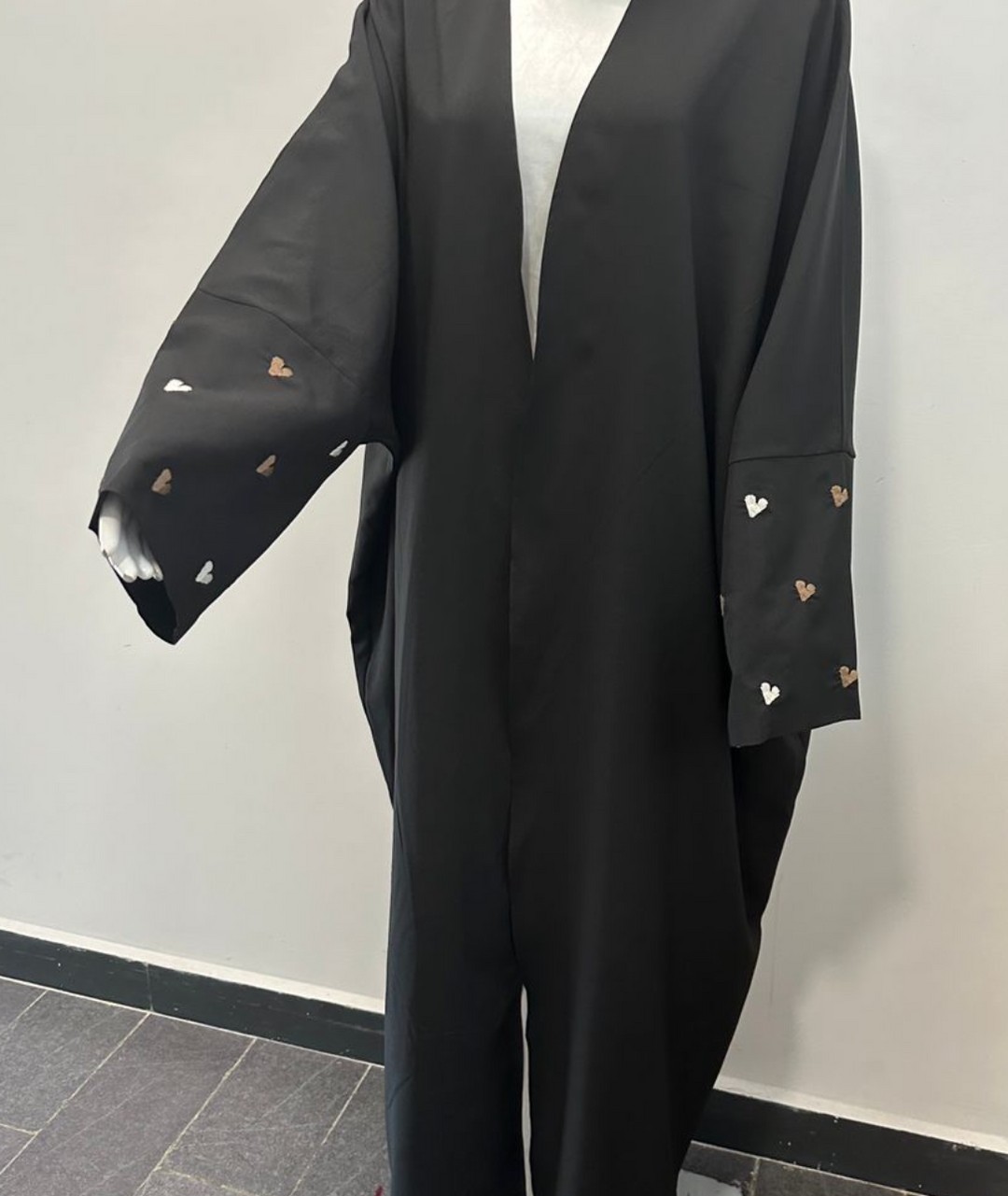 Heart Sleeve Abaya